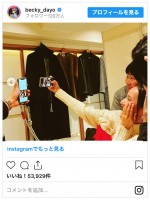 集合ショットのメイキング写真　※「ベッキー」インスタグラム