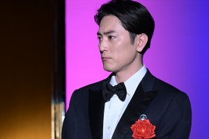 間宮祥太朗、2023年 エランドール賞 授賞式に登場