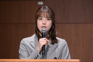 久代萌美、「東京ドームシティ内 新劇場概要 発表会見」で司会を担当