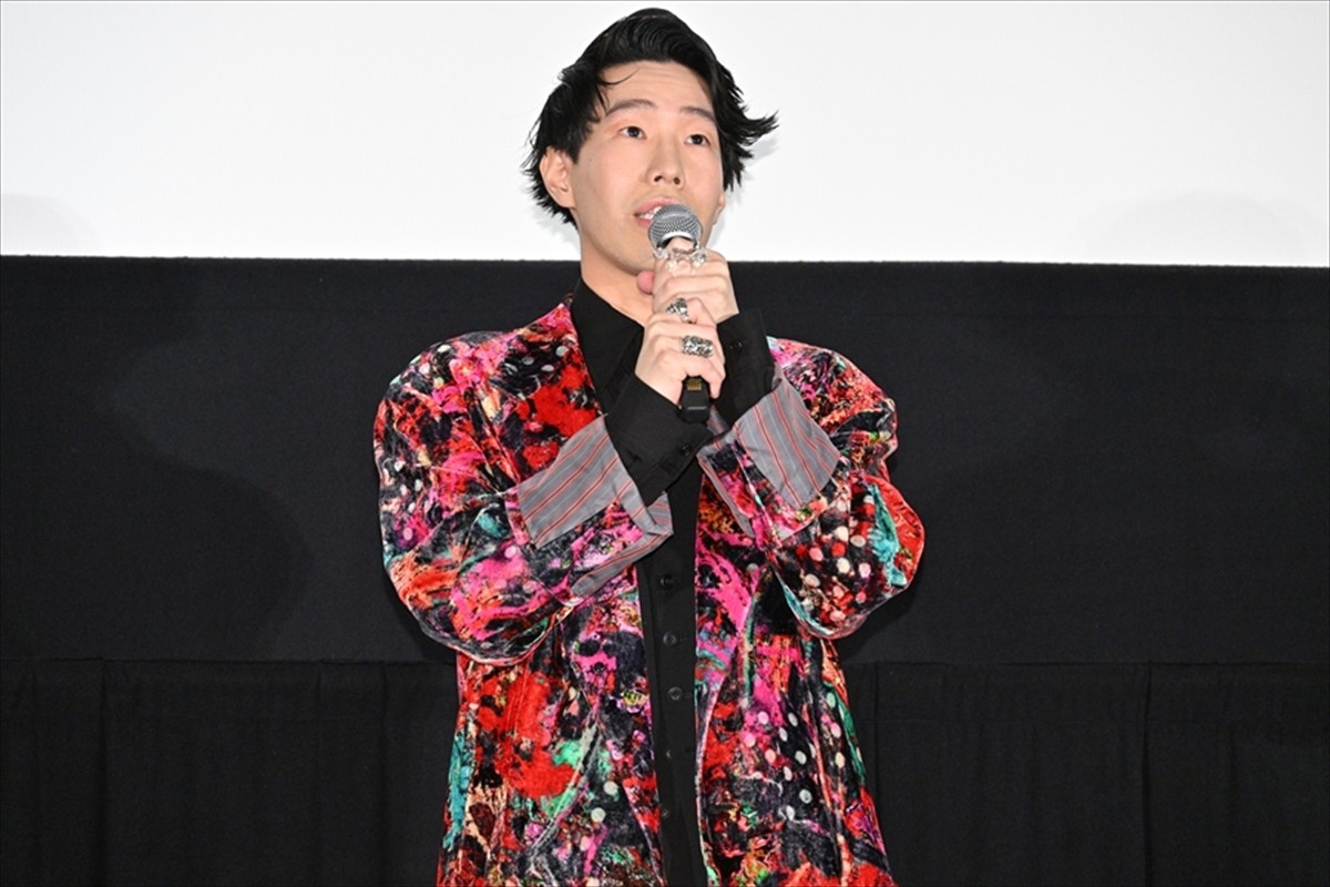 窪塚洋介、橋本マナミとのキスで骨抜きにされるも「宇宙人みたい」評にツッコミ