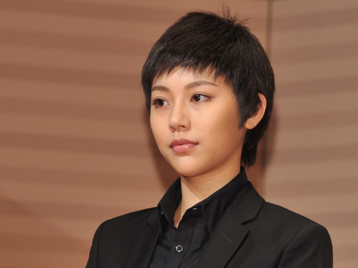 水沢エレナ 水沢エレナ - Wikipedia
