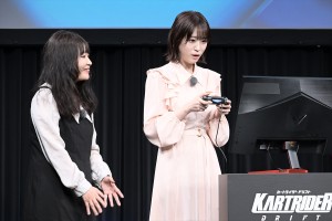 高橋ひかる、『カートライダー ドリフト』正式サービス開始記念 発表会に登場