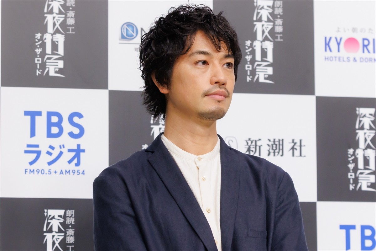 TBSラジオで新たに3番組がスタート　『深夜特急』朗読の斎藤工は「眠くなる声」を自覚