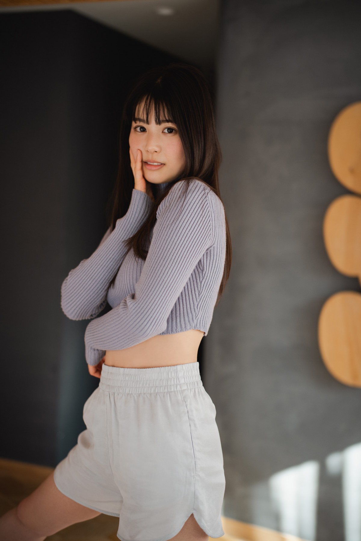 “きつねダンス”ファイターズガール・滝谷美夢が人生初グラビア　艶やかな表情も