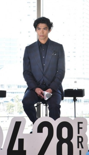 賀来賢人、劇場版『TOKYO MER～走る緊急救命室～』完成報告会見に登場