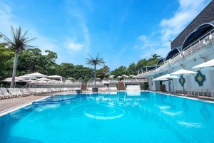 『GARDEN POOL』