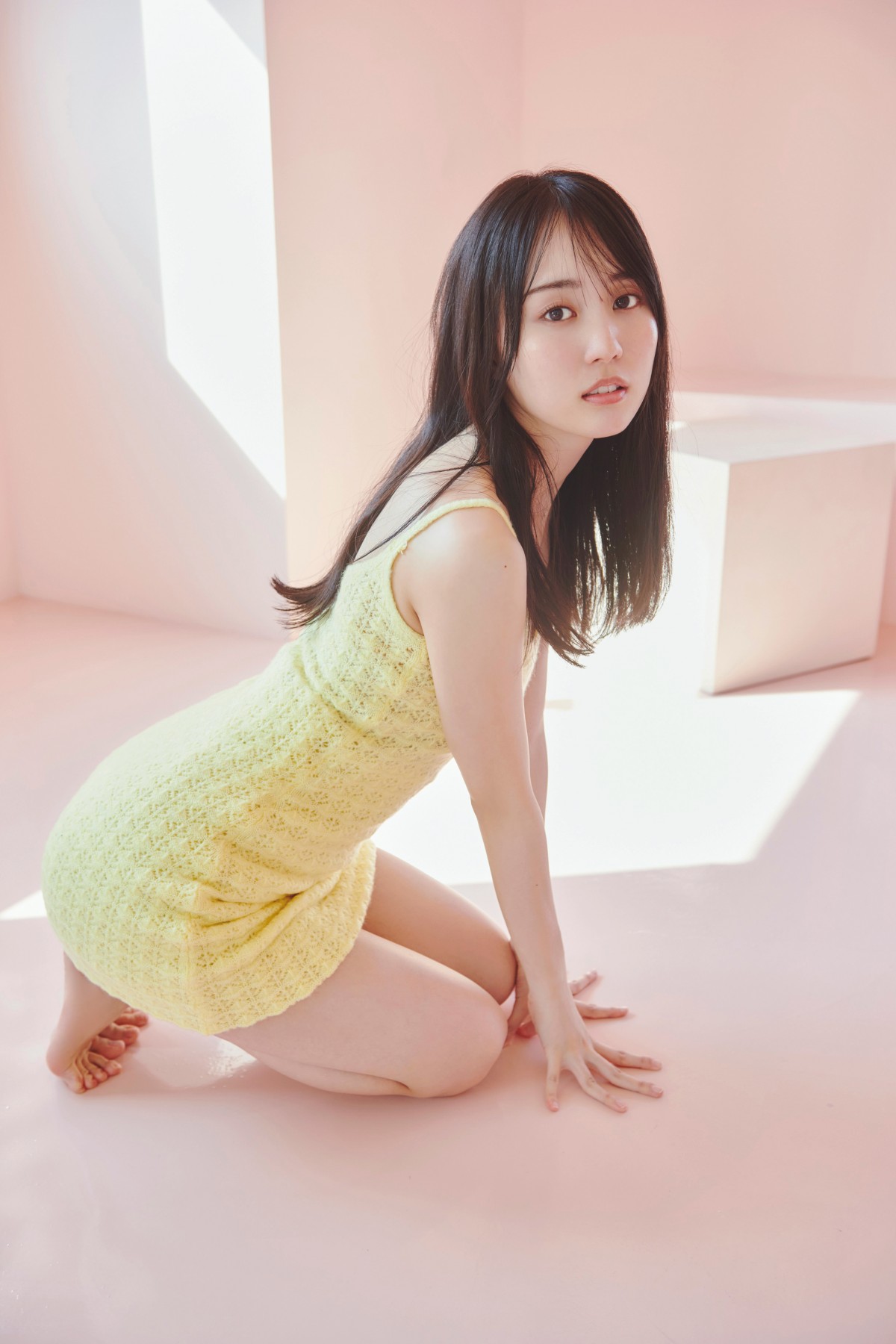 『WHITE graph010』より