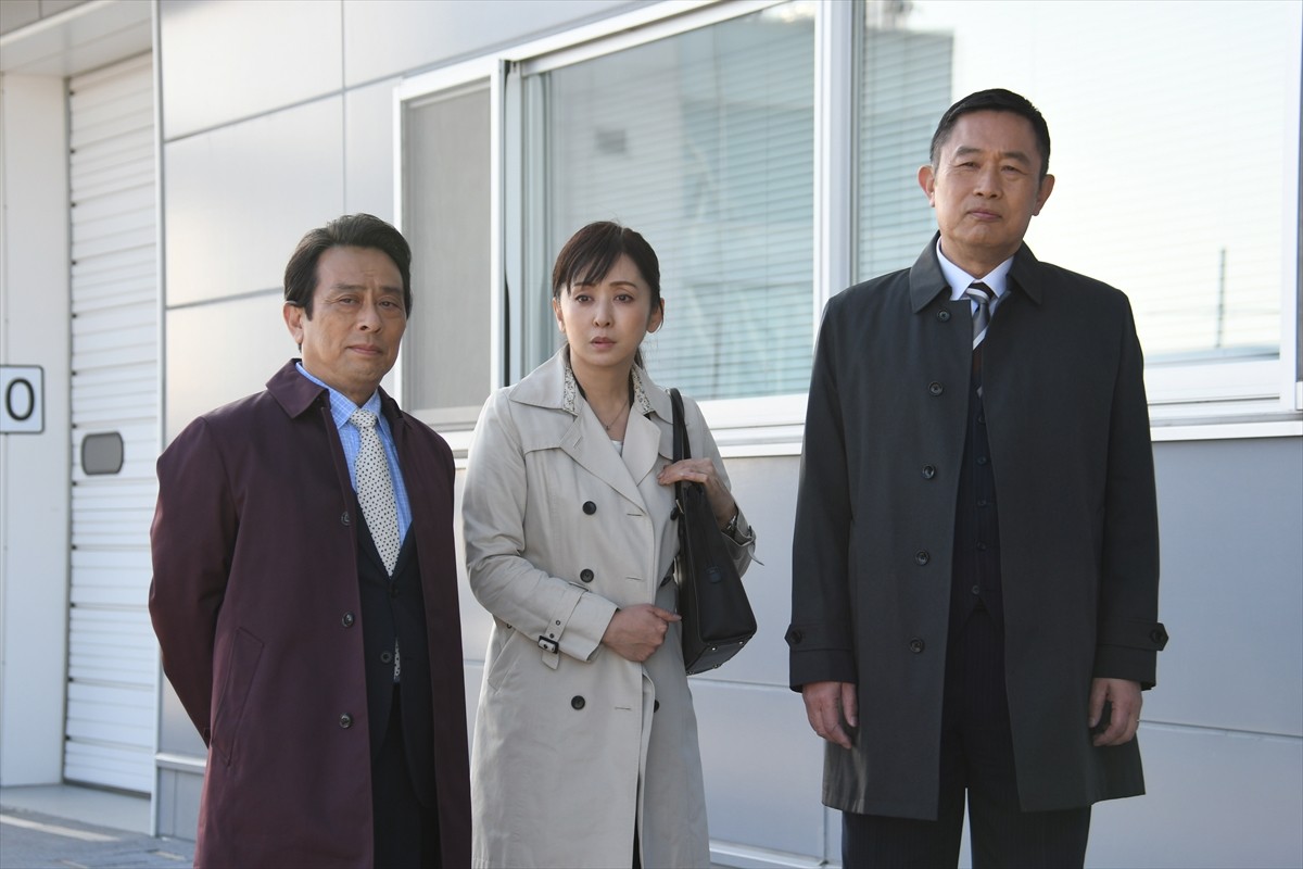 内藤剛志『警視庁・捜査一課長スペシャル』今夜放送　みりちゃむ＆ジローラモがゲスト出演