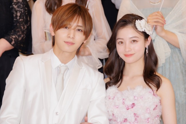 (左から)山田涼介&橋本環奈、ドラマ『王様に捧ぐ薬指』第1話完成披露試写会・制作発表に登場