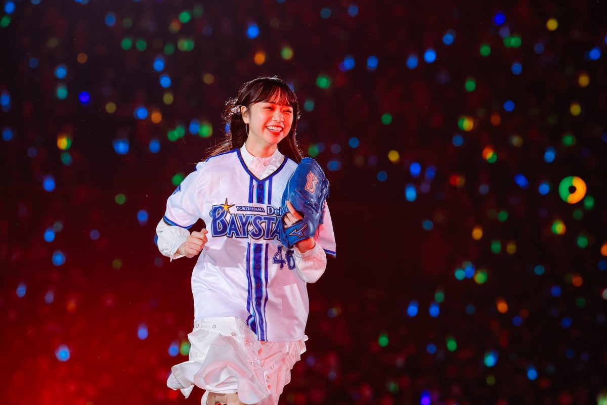 日向坂46、初スタジアムでデビュー4周年ライブ　休演の影山優佳＆山下葉留花サプライズ登場で32人全員そろう