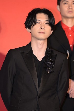 吉沢亮、映画『東京リベンジャーズ2 血のハロウィン編‐運命‐』プレミアムナイト レッドカーペットイベントに登場