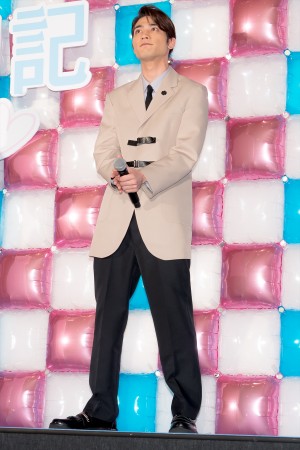 板垣瑞生、映画『交換ウソ日記』完成披露試写会に登場