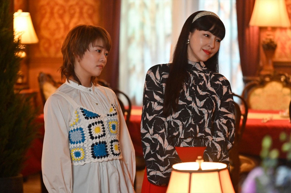吉田鋼太郎＆麻生久美子のかわいすぎ吸血鬼夫婦始まりの物語！　『unknown』特別編がテラサで配信スタート！