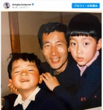 【写真】小泉進次郎議員、幼少期の家族写真に反響　若かりし日の父・純一郎元首相の姿も