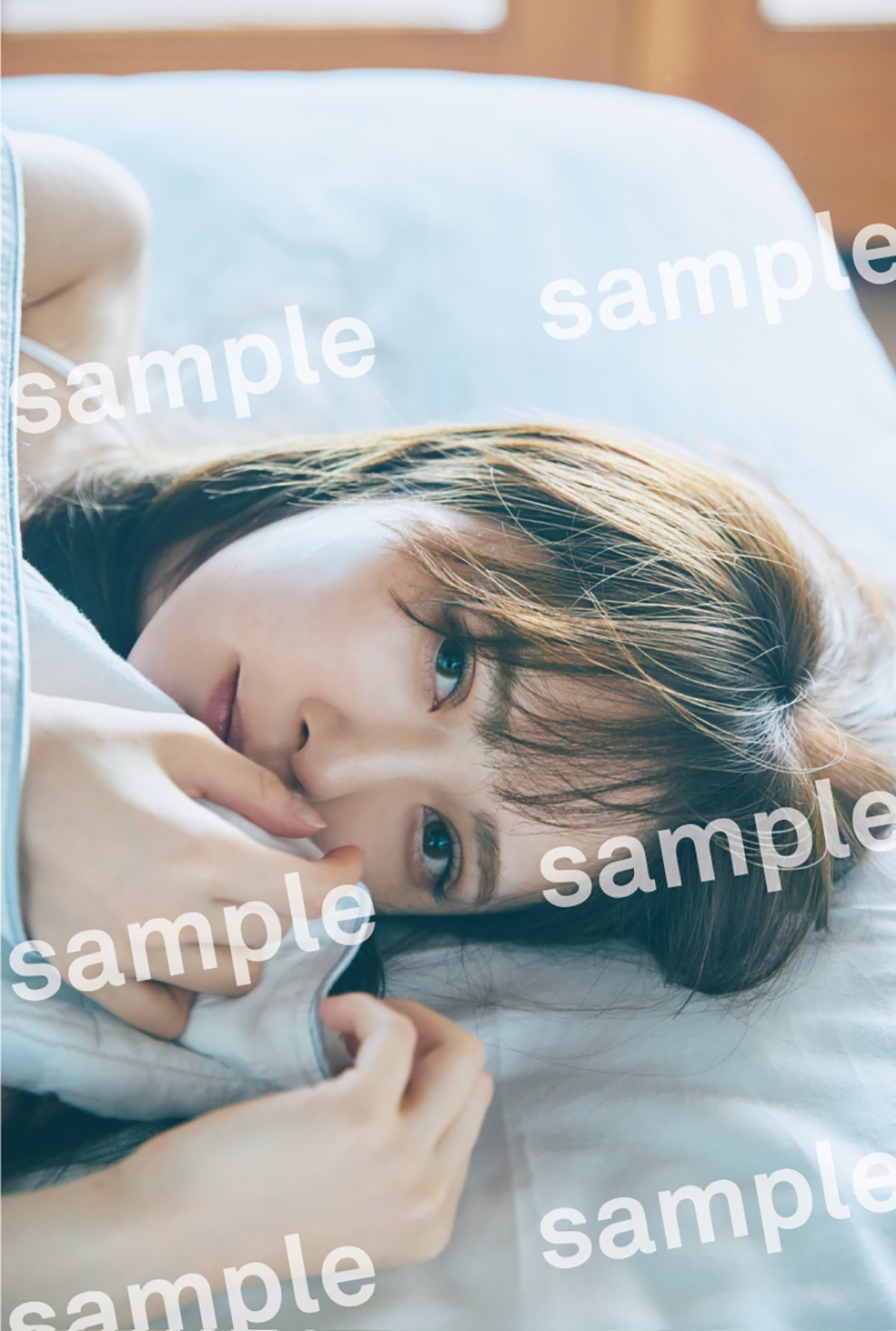 日向坂46・加藤史帆1st写真集、書店限定特典ポストカード17種公開　すべて未掲載カット