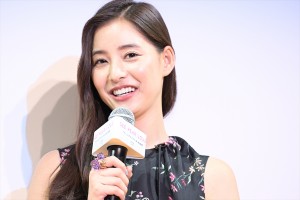  新木優子、『SEE HEAR LOVE 見えなくても聞こえなくても愛してる』配信直前イベントに登場