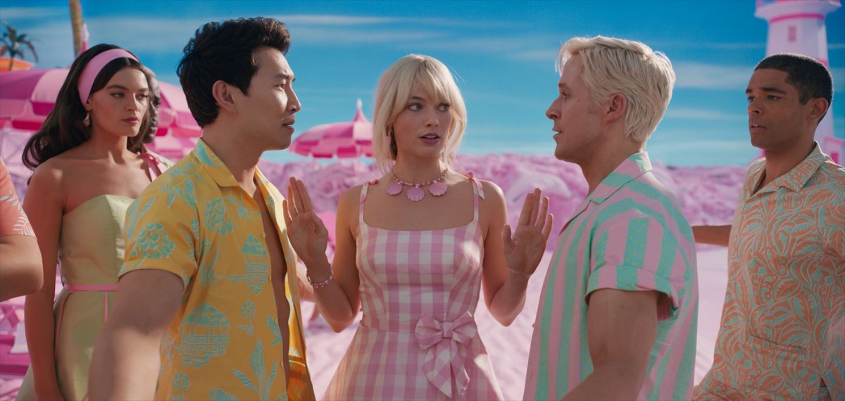 マーゴット・ロビー＆ライアン・ゴズリングがおくる実写映画『バービー』、大冒険と感動の結末を感じさせる日本版予告解禁