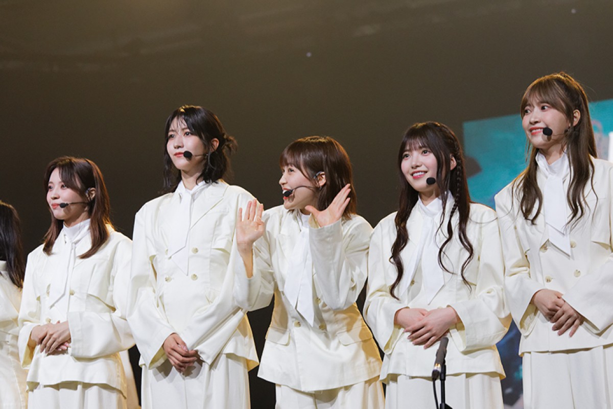 櫻坂46、フランス・パリで初海外イベント　1万5000人魅了　観客押し寄せ30分遅れスタート