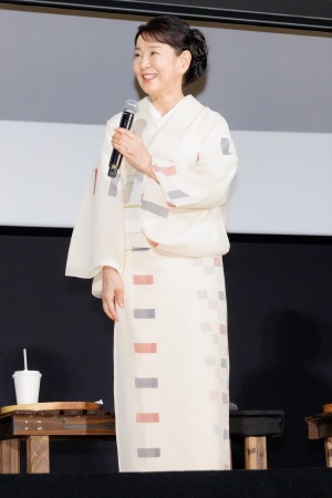 吉永小百合、映画『こんにちは、母さん』完成披露試写会に登場