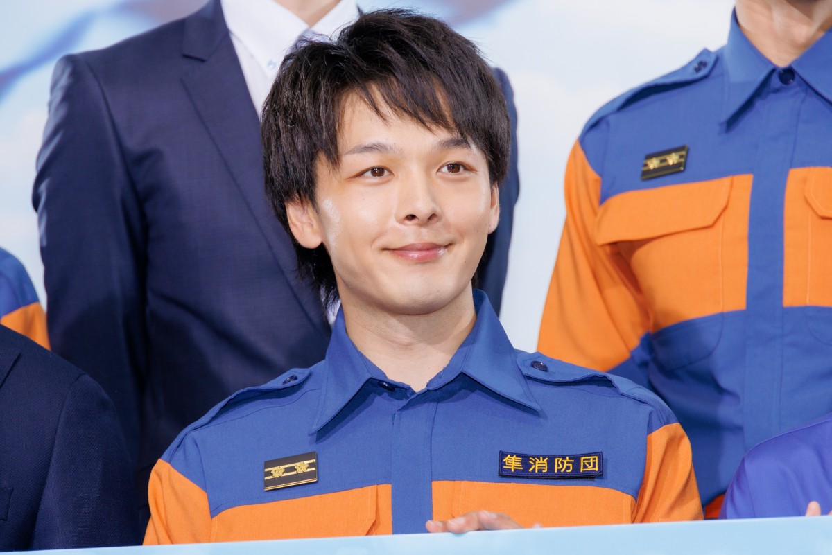 中村倫也、にぎやかな共演者に笑顔あふれる「『好き！』って思っています」