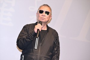 三池崇史監督、ドラマ『警部補ダイマジン』記者会見に登場