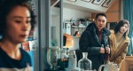 （左から）母親役のリウ・ダン、父親役のレン・シュワイ、ジョン・ダーチエン役のチャオ・シン