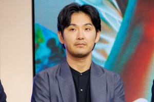 松田龍平、新作発表会「＃DMM TVまつり ～Original Content Lineup～」に登場