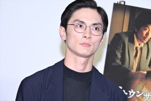 高良健吾、NHKスペシャル『アナウンサーたちの戦争』取材会に登場