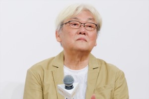 百瀬義行監督、映画『屋根裏のラジャー』製作報告会見に登場