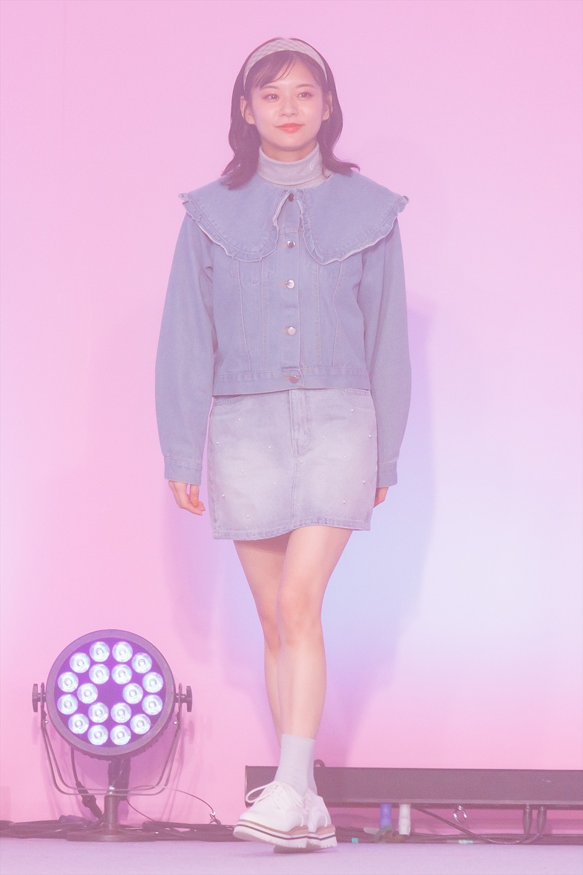 乃木坂46・久保史緒里＆日向坂46・小坂菜緒がランウェイに登場「最高の夏の思い出を作りたい」
