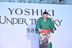 宮城野親方、映画『YOSHIKI：UNDER THE SKY』ジャパンプレミアに登場