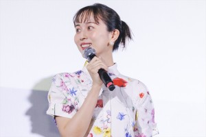 比嘉愛未、映画『親のお金は誰のもの　法定相続人』完成披露上映会に登場