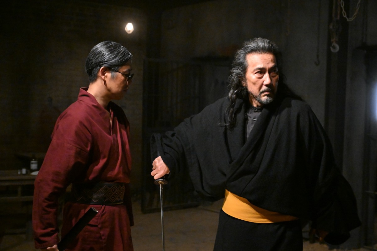 『VIVANT』最終回　“乃木”堺雅人に斬りかかる“ベキ”役所広司　40年の時を超えた宿命の物語に終止符