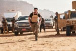 映画『極限境界線　救出までの18日間』場面写真