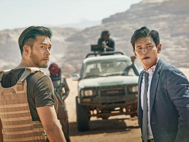 映画『極限境界線 救出までの18日間』場面写真