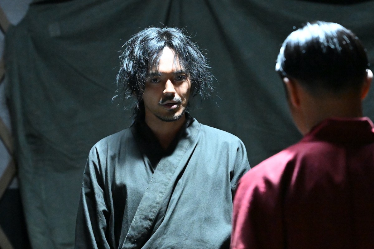 『VIVANT』“卓”林遣都から“ベキ”役所広司へ　壮絶半生に視聴者涙「つらすぎる」（ネタバレあり）