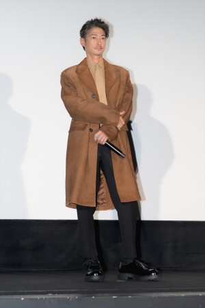 窪塚洋介、映画『ナックルガール』舞台挨拶付きワールドプレミアに登場