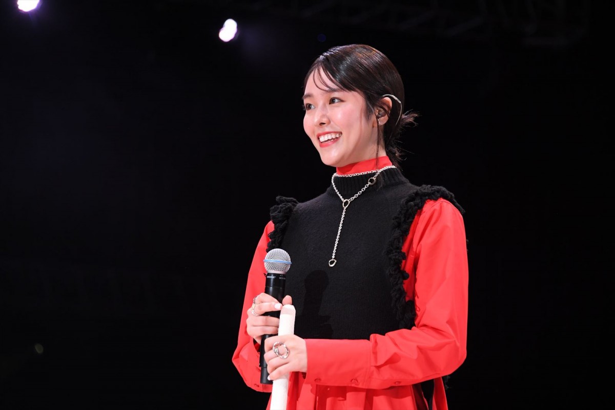 唐田えりか＆剛力彩芽、Netflix『極悪女王』でクラッシュ・ギャルズに！　40周年ライブでサプライズ発表