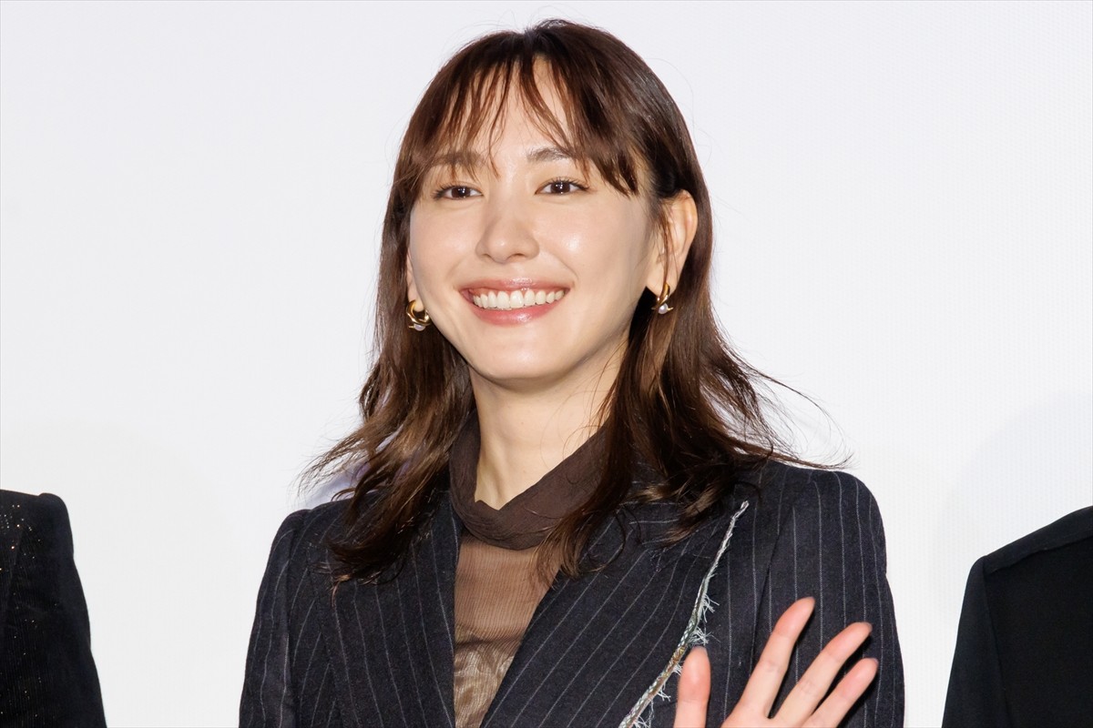 稲垣吾郎、『正欲』で共演の新垣結衣は「普段イメージする新垣さんとまったく違っていた」