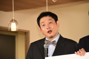 ドラマ『コタツがない家』制作発表会見に出席した西堀亮（マシンガンズ）