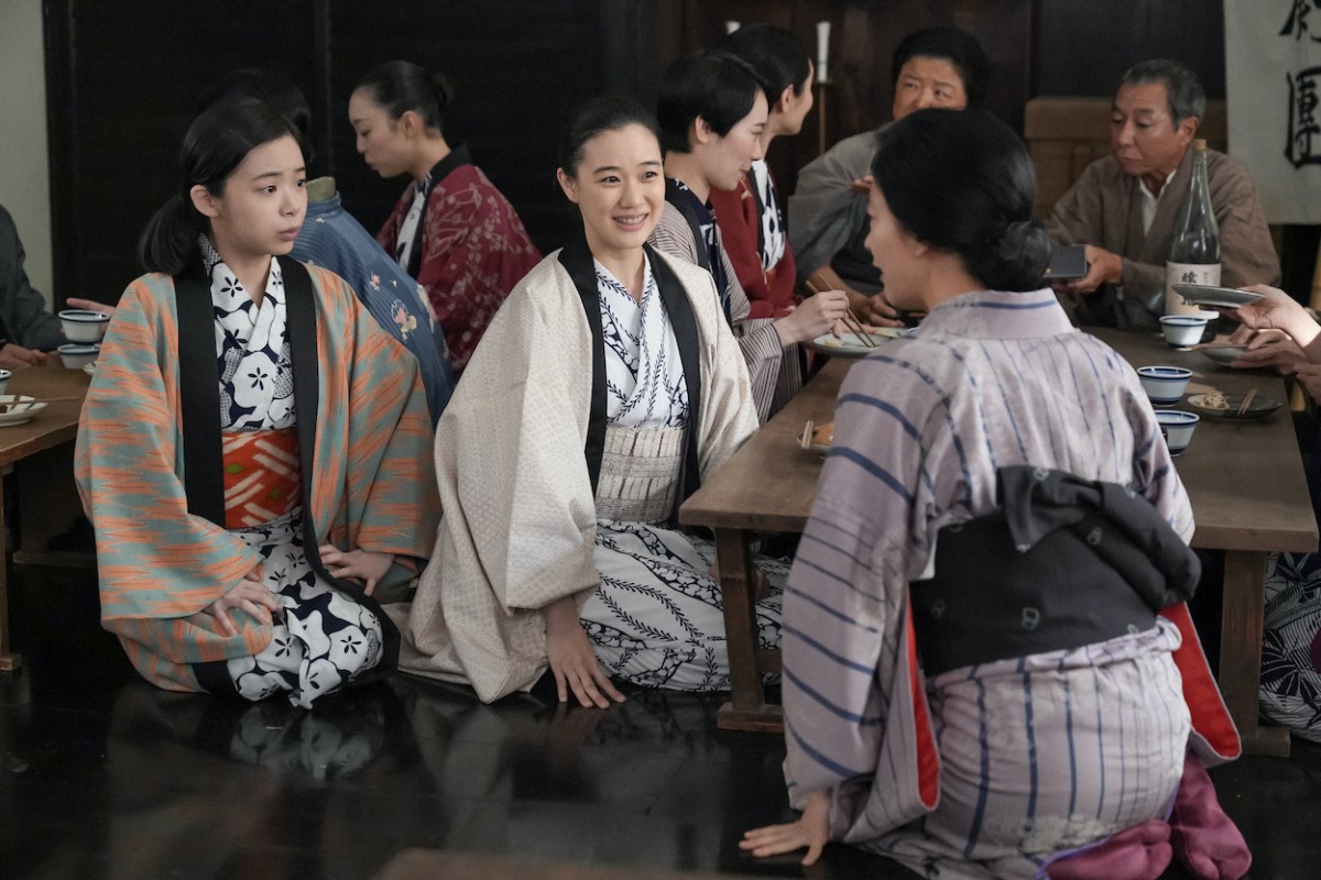 『ブギウギ』“スズ子”趣里、“リリー”清水くるみのプライベート暴露にツッコミ続々「余計な一言！」