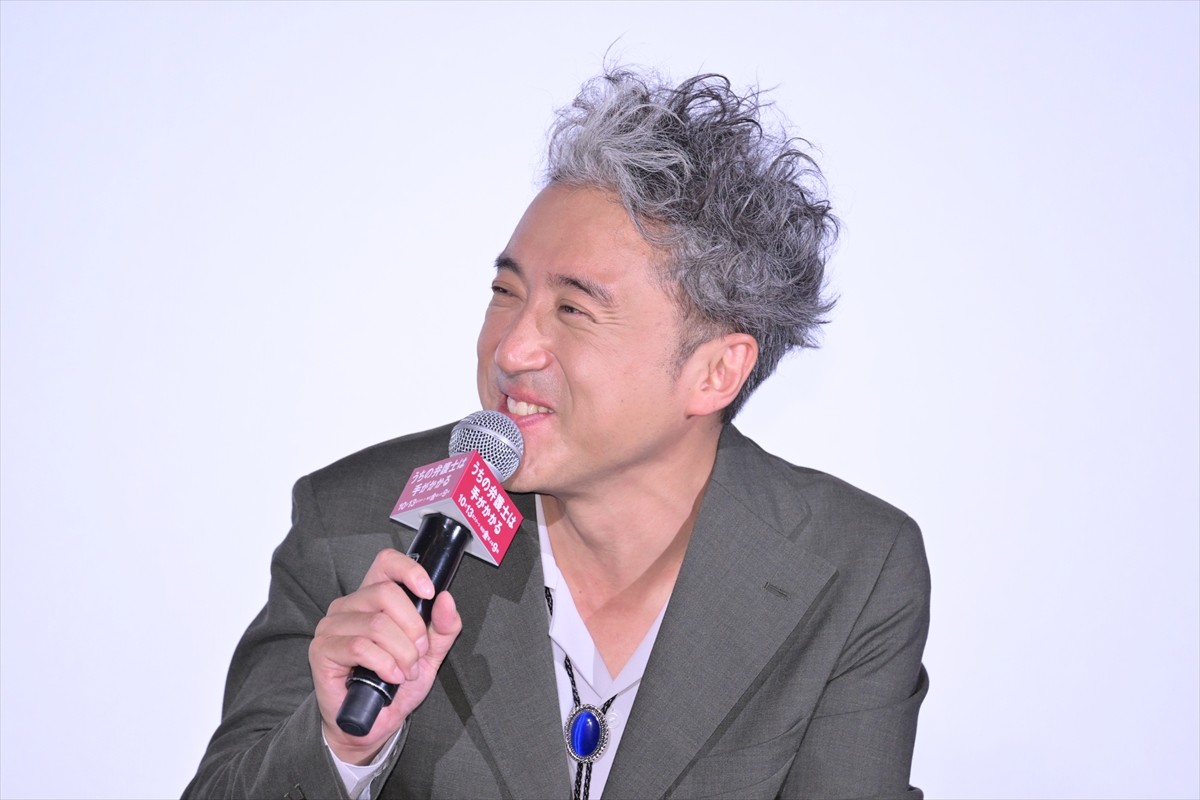 平手友梨奈、ムロツヨシから“殺傷能力が高い言い間違い”暴露され「本当に申し訳なかったです」