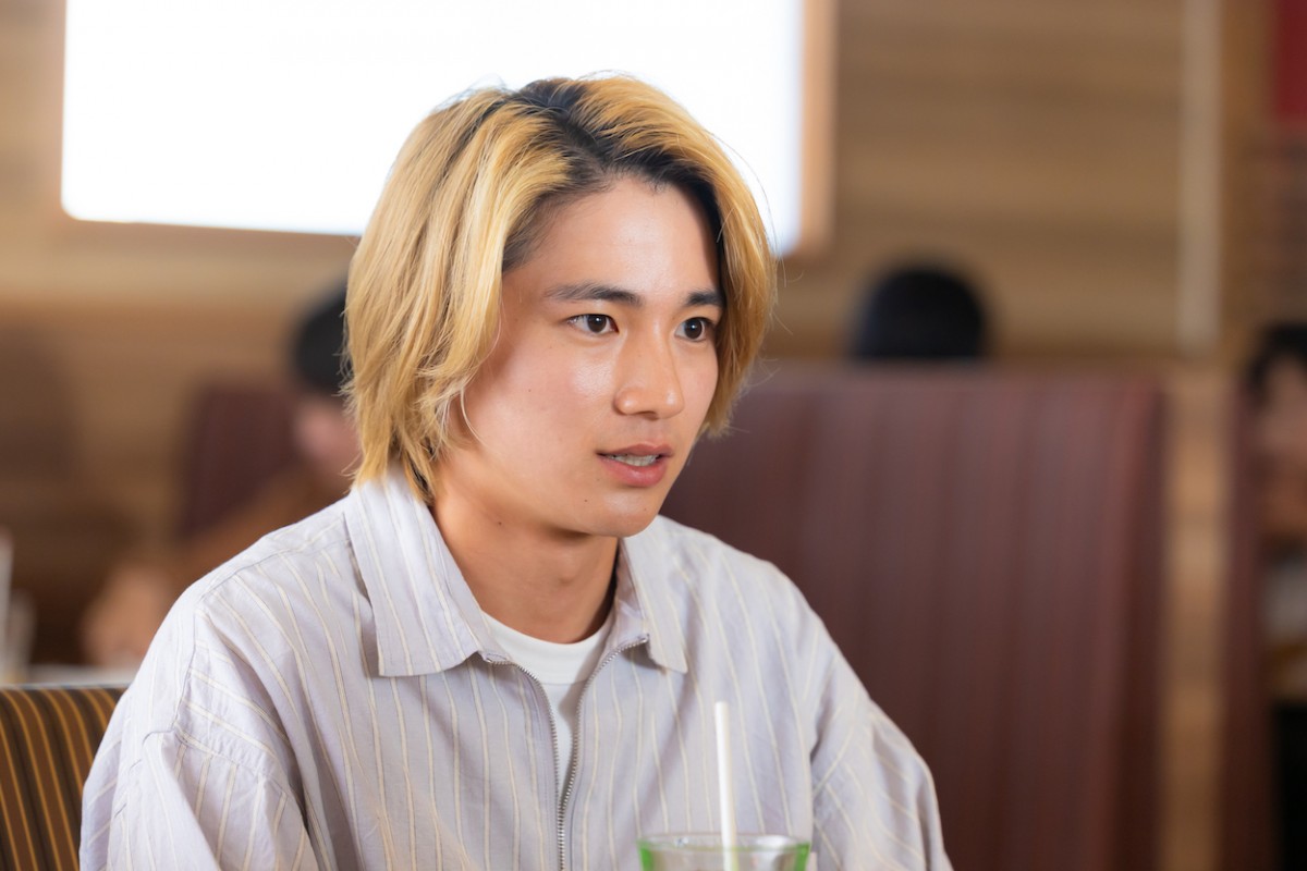 『ゆりあ先生の赤い糸』第4話　“ゆりあ”菅野美穂、夫の彼女“みちる”松岡茉優から突然抱きつかれる