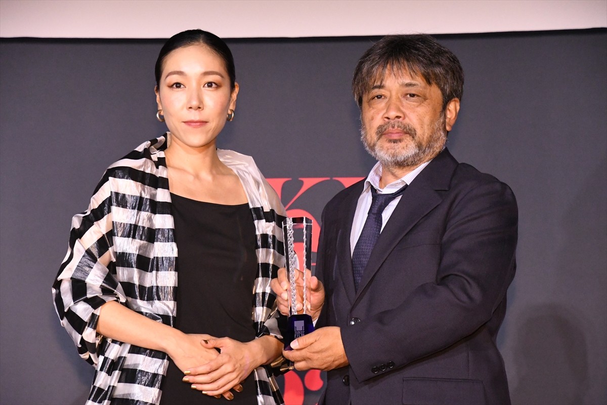 第36回東京国際映画祭コンペティション、5月に急逝したペマ・ツェテン監督の『雪豹』がグランプリ！