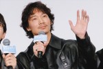 綾野剛、映画『カラオケ行こ！』完成披露試写会に登場