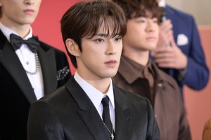 JO1、『第65回　輝く！日本レコード大賞』表彰式・記者会見に登場