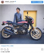 つるの剛士と愛車カワサキZ900RS　※「つるの剛士」インスタグラム