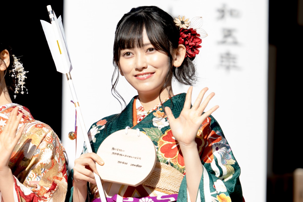 乃木坂46新成人、今年は「乃木坂ピョンピョン世代」　うさぎポーズもバッチリ