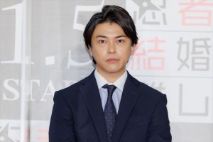 勝地涼、ドラマ『忍者に結婚は難しい』制作発表会見に登場