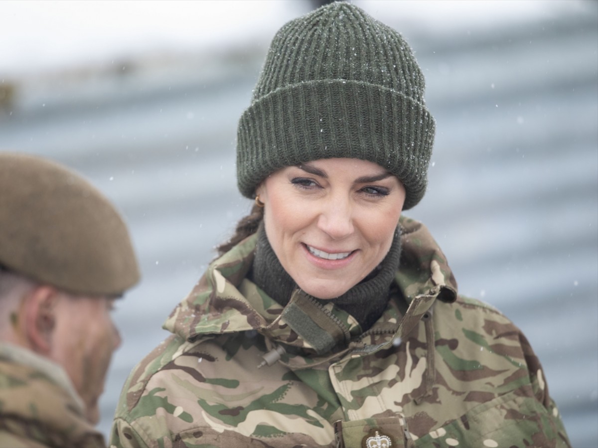 名誉大佐のキャサリン妃、アイルランド近衛連隊アイリッシュ・ガーズの訓練に参加